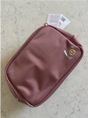 NWT RARE Spiced Chai / Rose Gold- Lululemon Everywhere Belt Bag -  1L